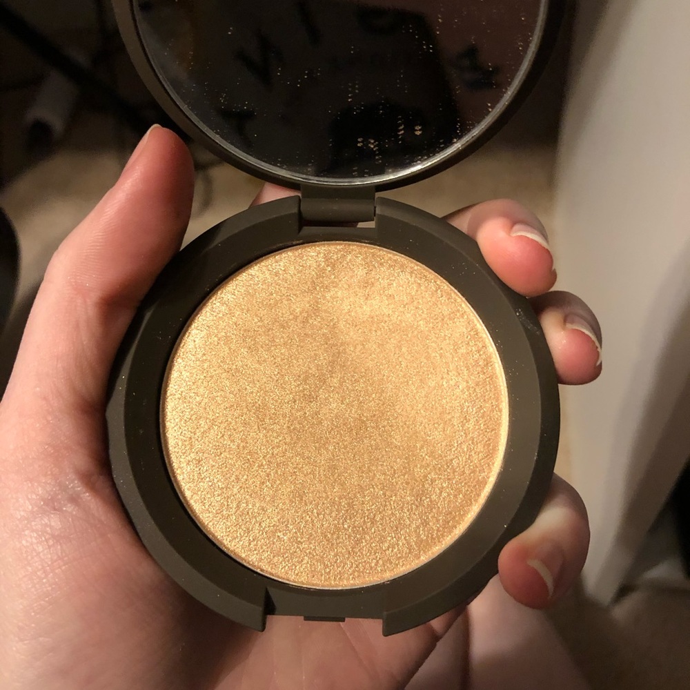 Becca Prosecco Pop Highlighter